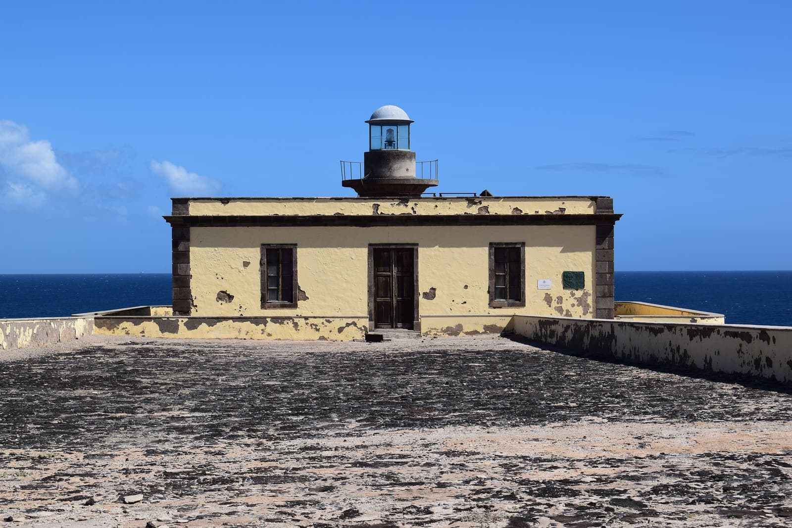 Il faro di Punta Martiño, all'estremità nord dell'isolotto di Lobos