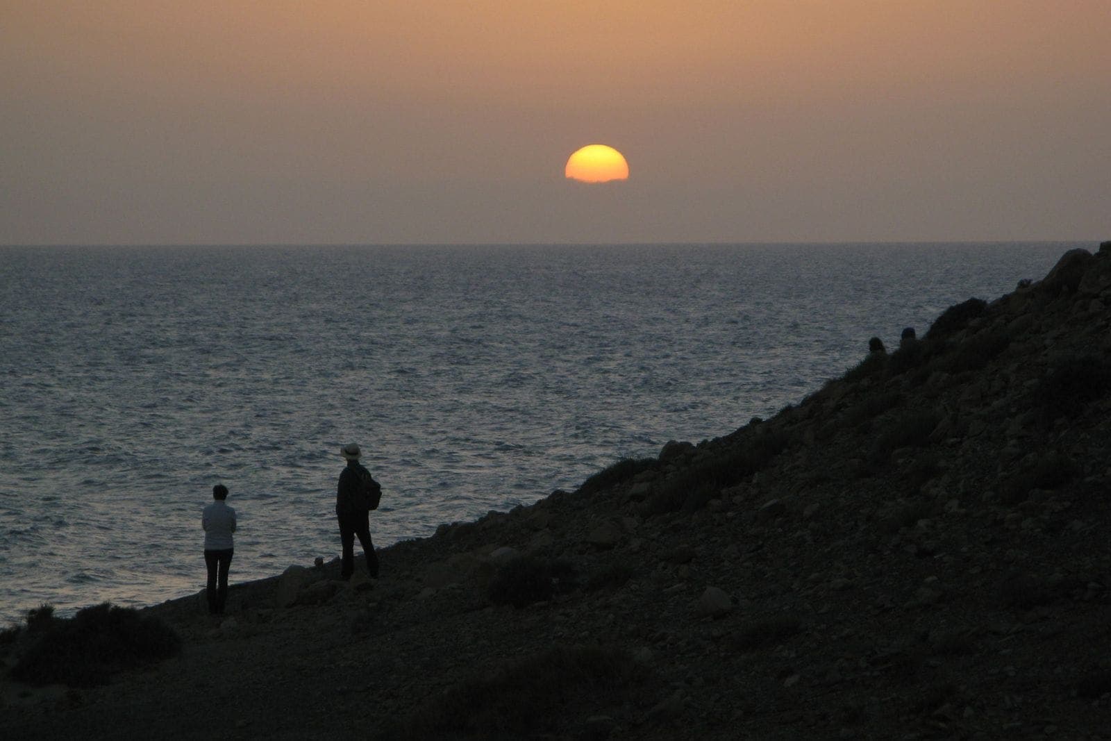 Il tramonto sull'oceano a La Pared, sulla costa ovest di Fuerteventura