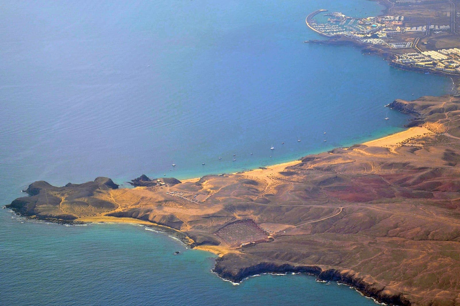 Le spiagge di Papagayo viste dall'alto, nel sud di Lanzarote