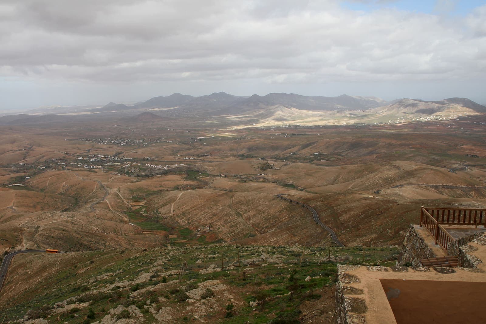 L'interno di Fuerteventura visto dal belvedere di Morro Velosa