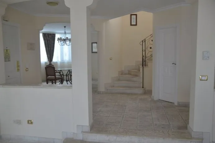 Flamingo Suites Boutique Hotel