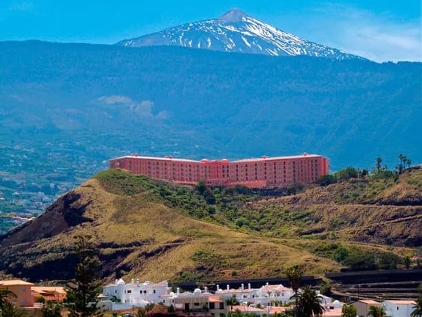 Las Aguilas Tenerife, Affiliated By Melia