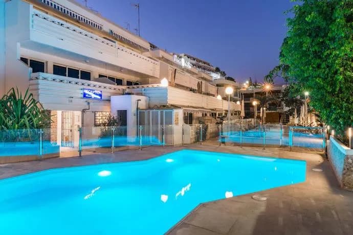 Palm Suites (formerly Calypso Oasis)
