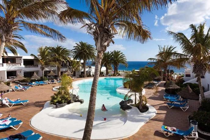 R2 Bahía Kontiki Beach Apartments